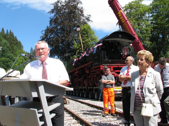 110709kl-dampflokdenkmal-rtr42-dr-strobel.jpg