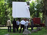 110709kl-swb-erlebnispfad-rtr51-bauschild-enthuellung.jpg