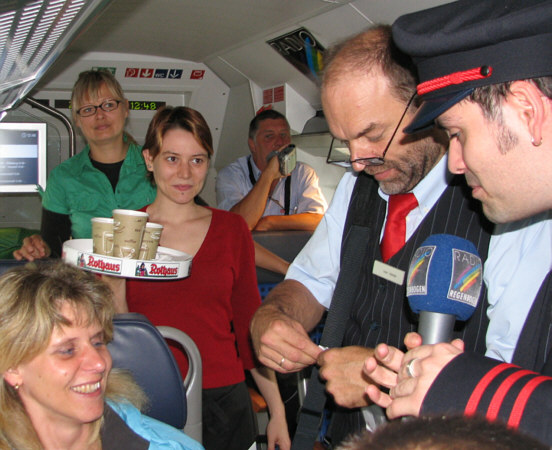070529-4709-nik-e3-kaffeeblockade.jpg